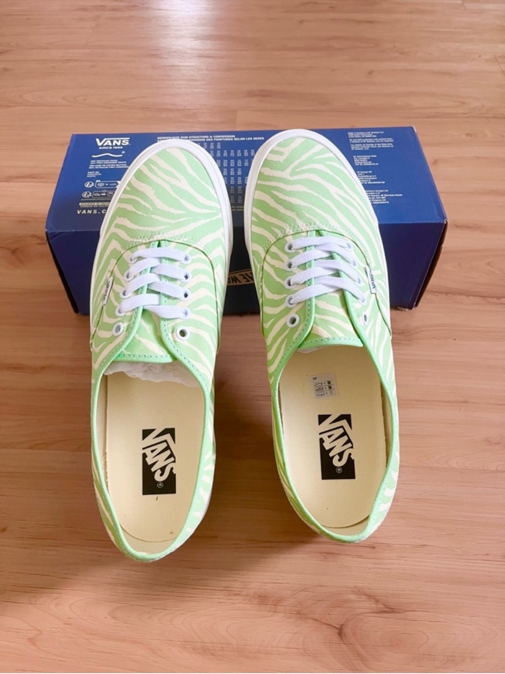 Vans Premium Authentic Shoe Women 8.5 US - Picture 9 of 13